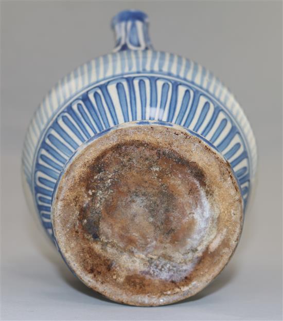 A Ligurian maiolica wet drug jar, 18th century, height 19cm